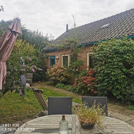 Cottage Egmond-Binnen Met Besloten Tuin Екстер'єр фото