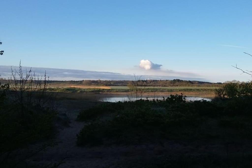 Cottage Egmond-Binnen Met Besloten Tuin Екстер'єр фото