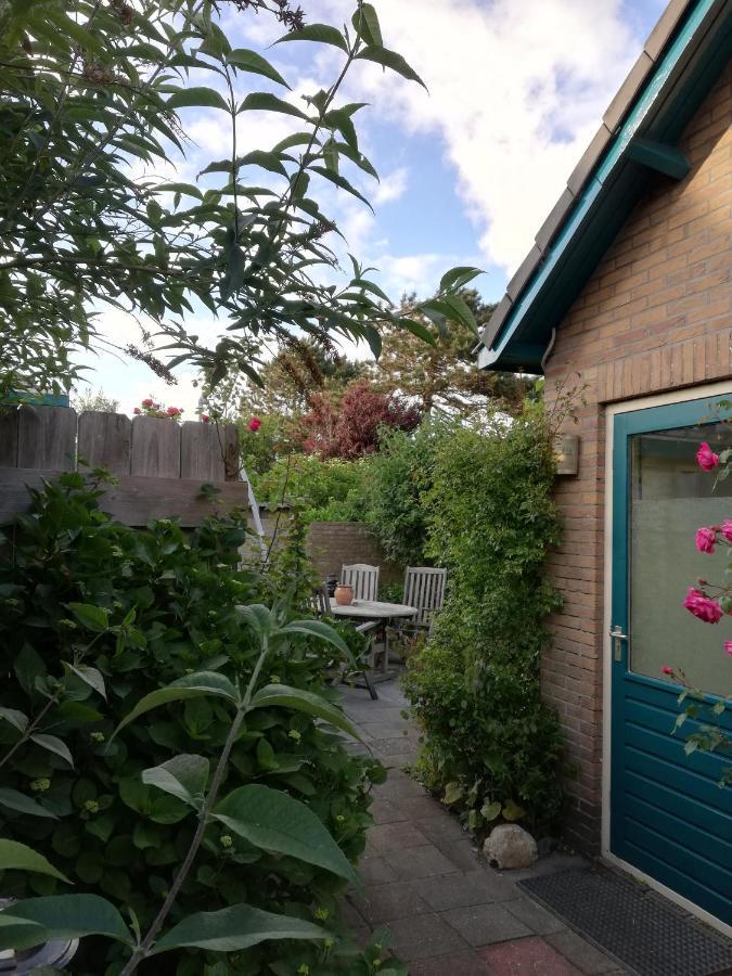 Cottage Egmond-Binnen Met Besloten Tuin Екстер'єр фото